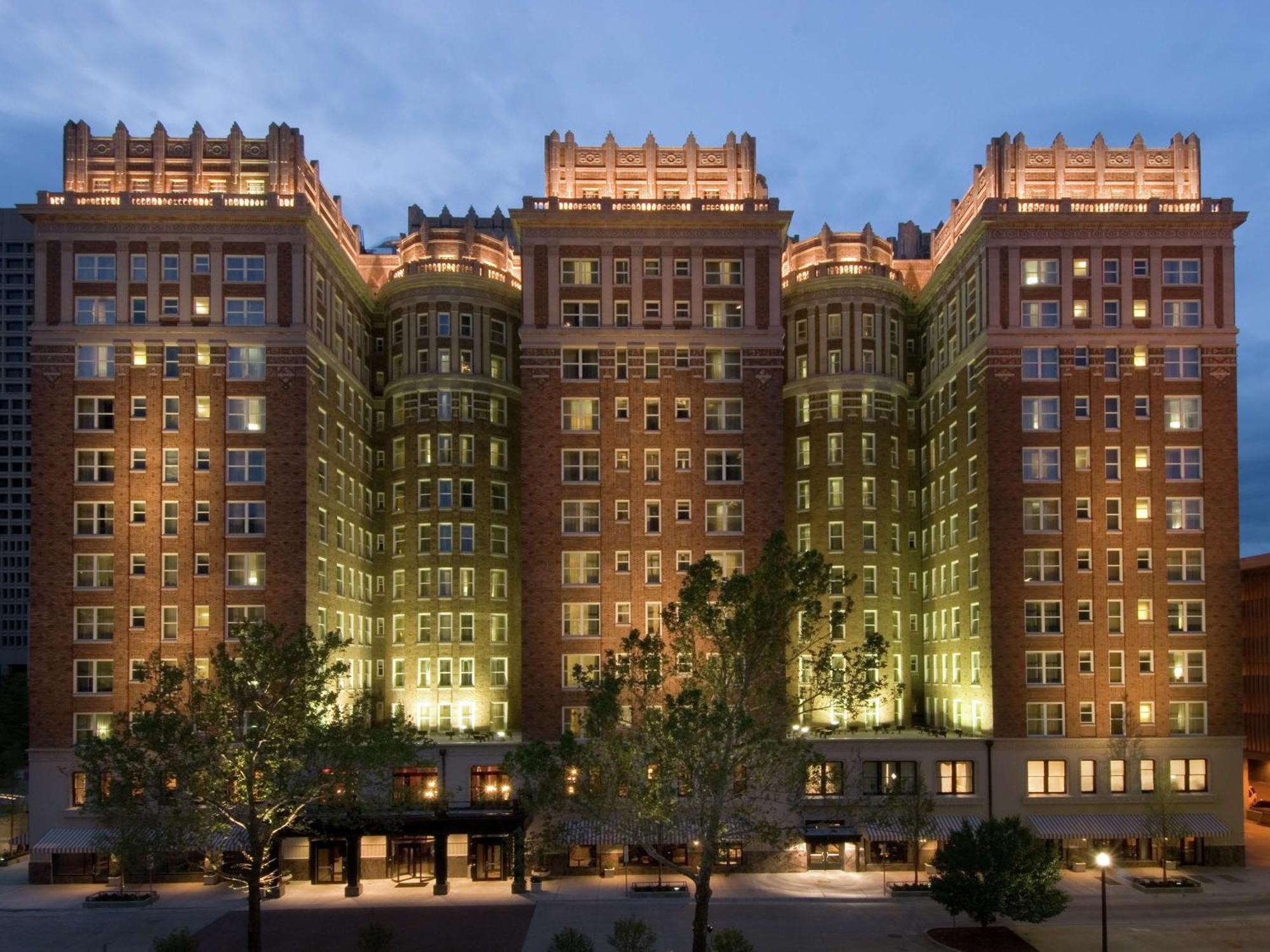 The Skirvin Hilton Oklahoma City Hotel Екстериор снимка